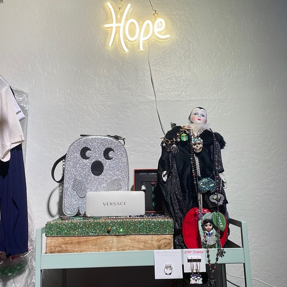 KatHope7 Show Item ✨🐈‍⬛✨ - Picture 9 of 15